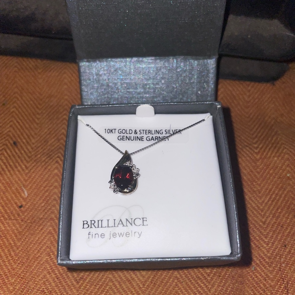 January birthstone necklace